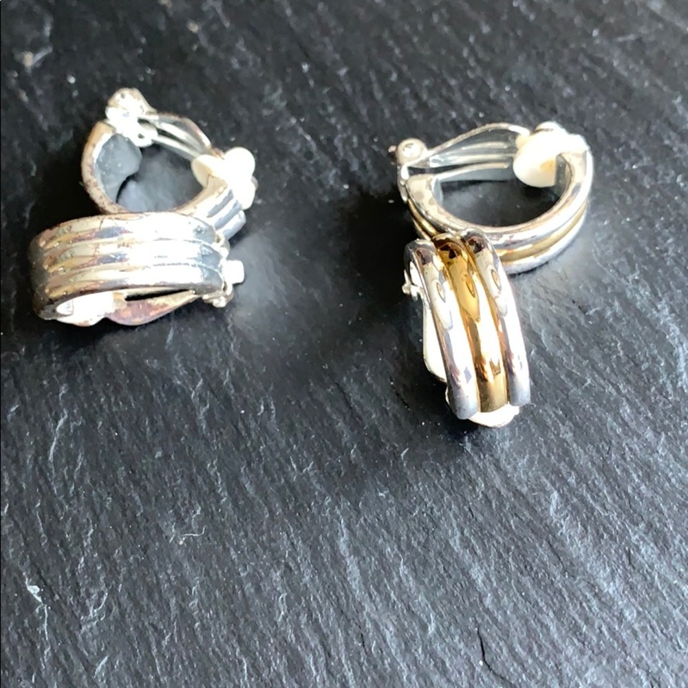 2 pairs of CLIP earrings